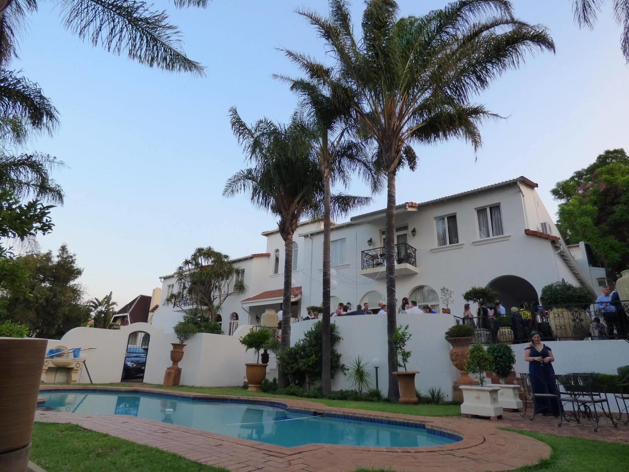 Capital House Boutique Hotel Pretoria Exterior photo